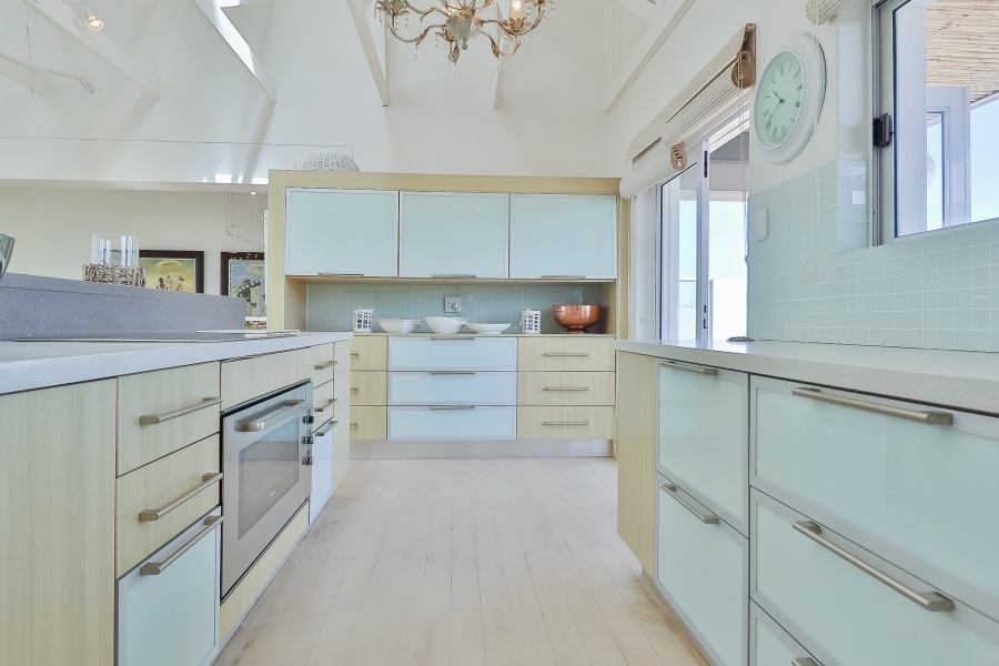 4 Bedroom Property for Sale in Stilbaai Oos Western Cape